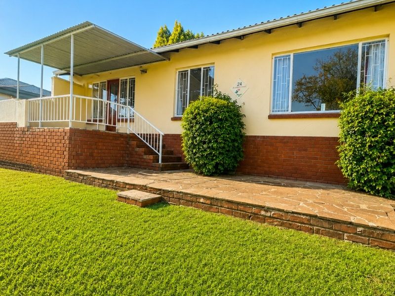 Immaculate,Fully Renovated Townhouse in Hayfields -Move in and Fall in Love! - Photo 3