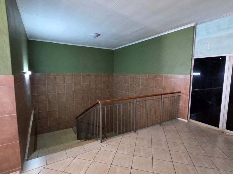 Secure, Versatile Office Space for Your Business to Let - Photo 10
