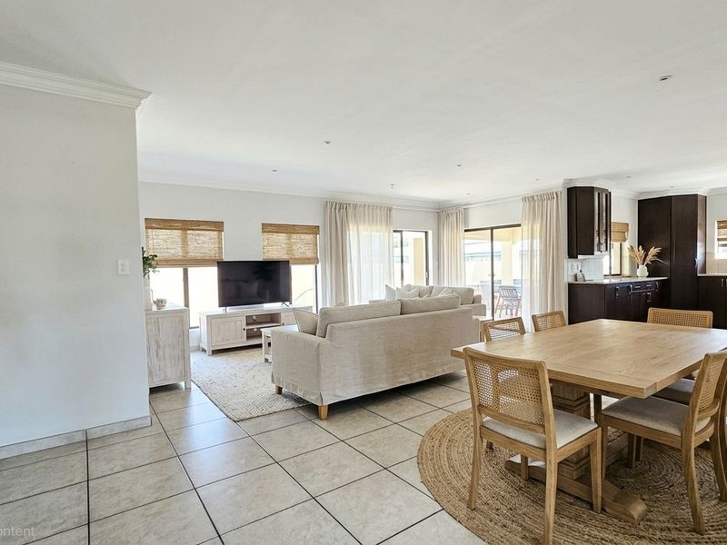 House For Sale in Mossel Bay Golf Estate, Mossel Bay - Photo 9