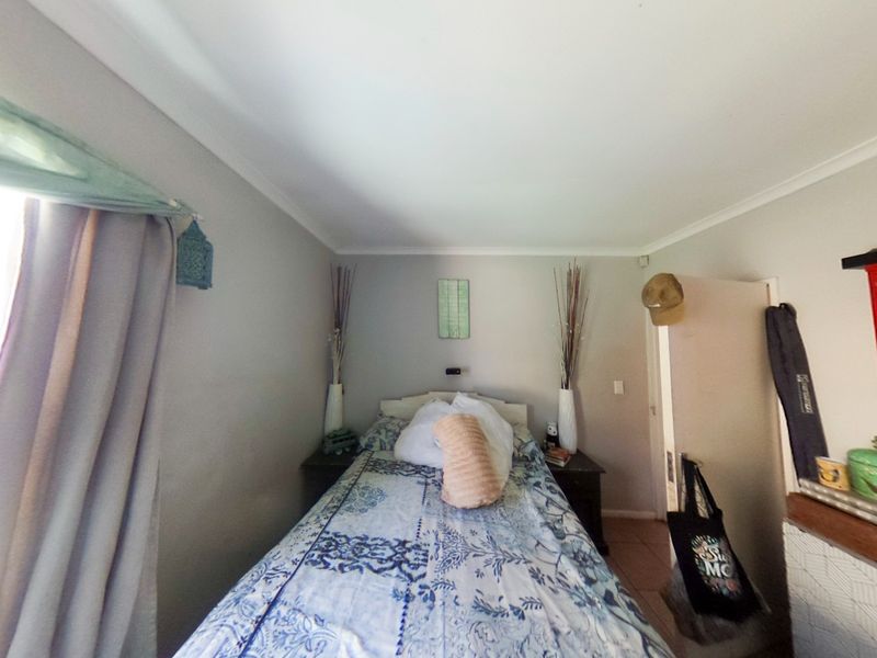 Calling All Investors - Two bedroom home for sale in Bardale Village phase1 - Photo 8