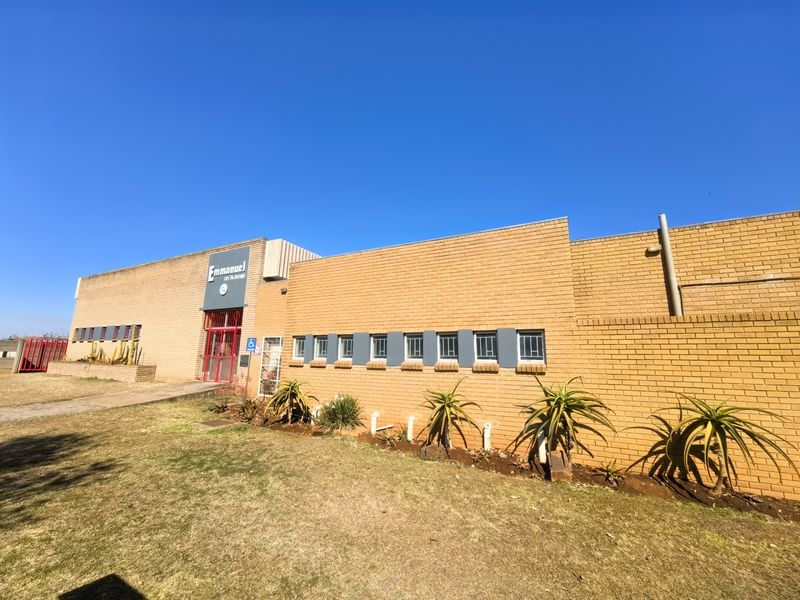 Church building For Sale in Amiel Park, Newcastle, KwaZulu Natal - Photo 6