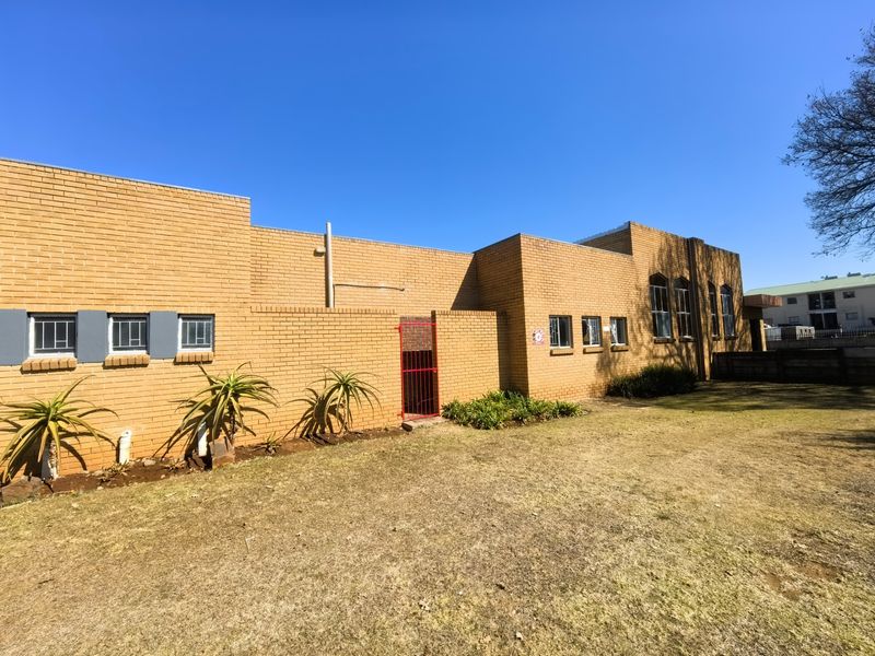 Church building For Sale in Amiel Park, Newcastle, KwaZulu Natal - Photo 9