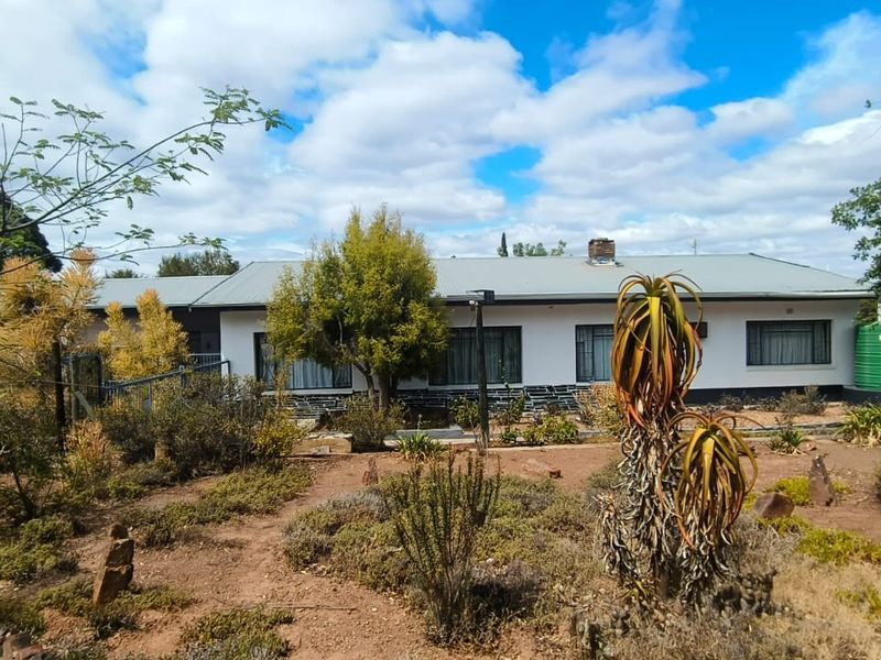 House For Sale in Ladismith - Photo 4
