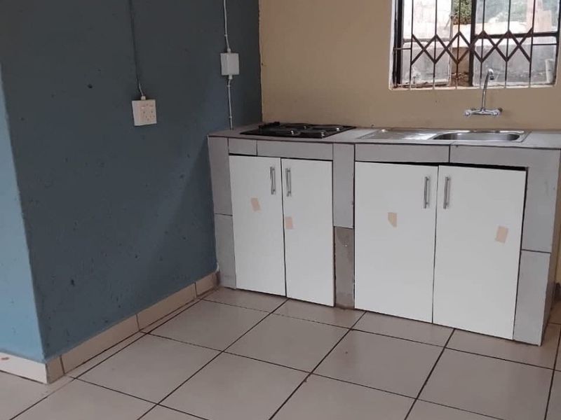 Room To Rent in Msholozi, White River - Photo 4
