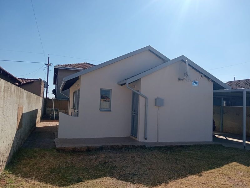 House For Sale in Protea Glen, Soweto - Photo 10