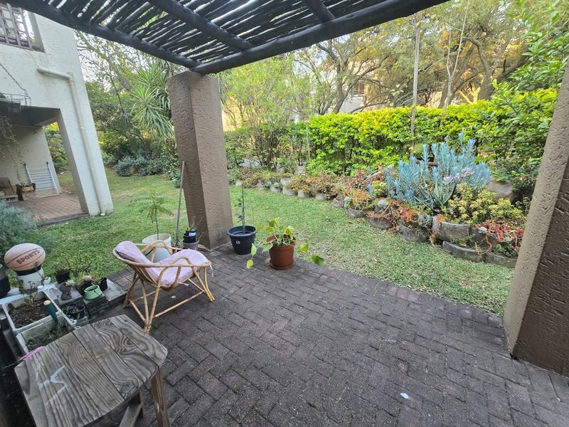 2 bedroom loft Apartment To Rent in Jukskei Park, Randburg - Photo 9