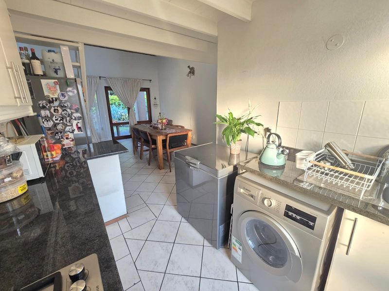2 bedroom loft Apartment To Rent in Jukskei Park, Randburg - Photo 8