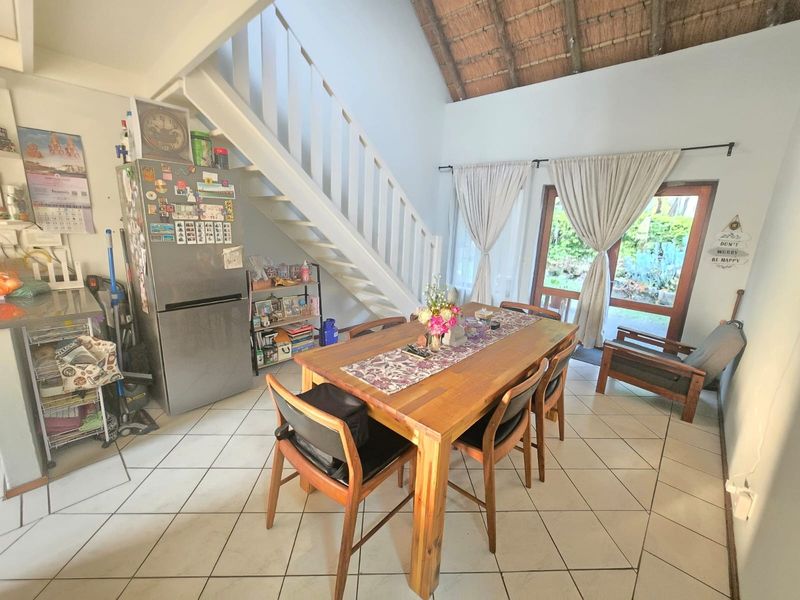 2 bedroom loft Apartment To Rent in Jukskei Park, Randburg - Photo 2