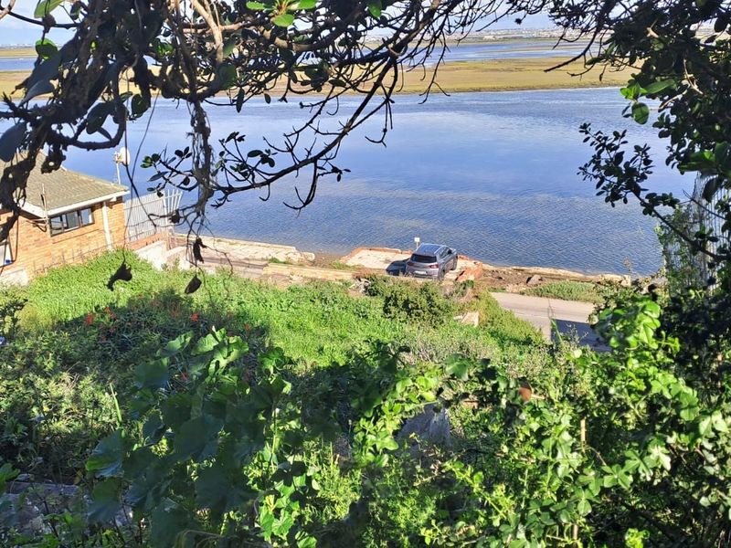 A Rare Riverside Sanctuary in Amsterdamhoek - Photo 4