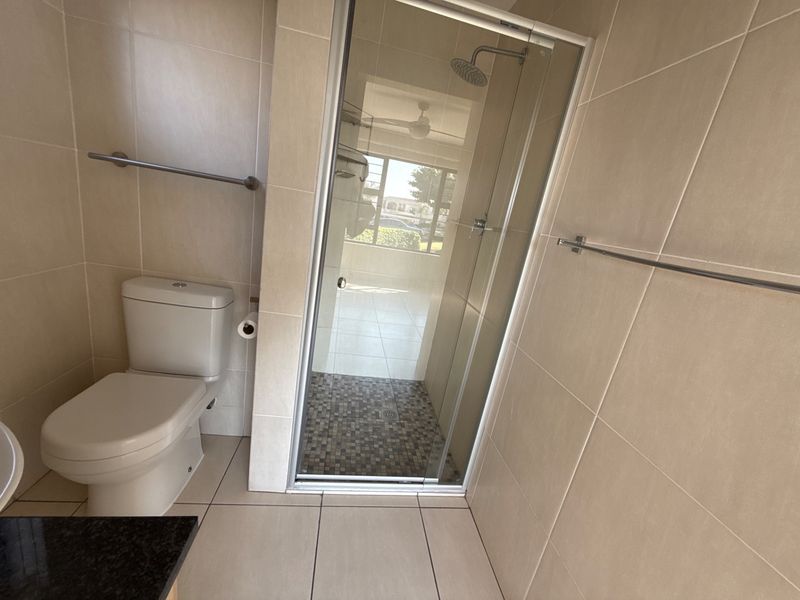 YOUR BEACH BASE. YOUR UMHLANGA INVESTMENT. YOUR PLACE IN THE SUN. - Photo 10