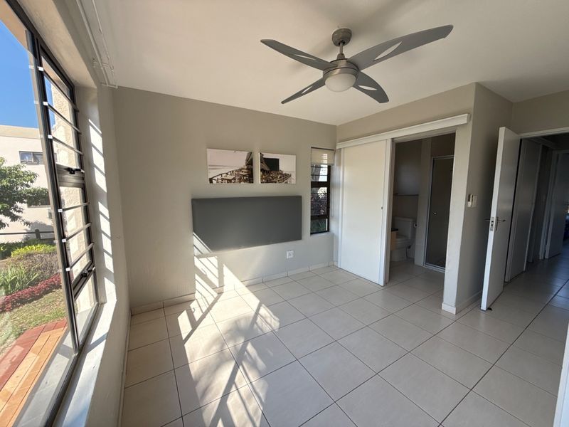 YOUR BEACH BASE. YOUR UMHLANGA INVESTMENT. YOUR PLACE IN THE SUN. - Photo 8