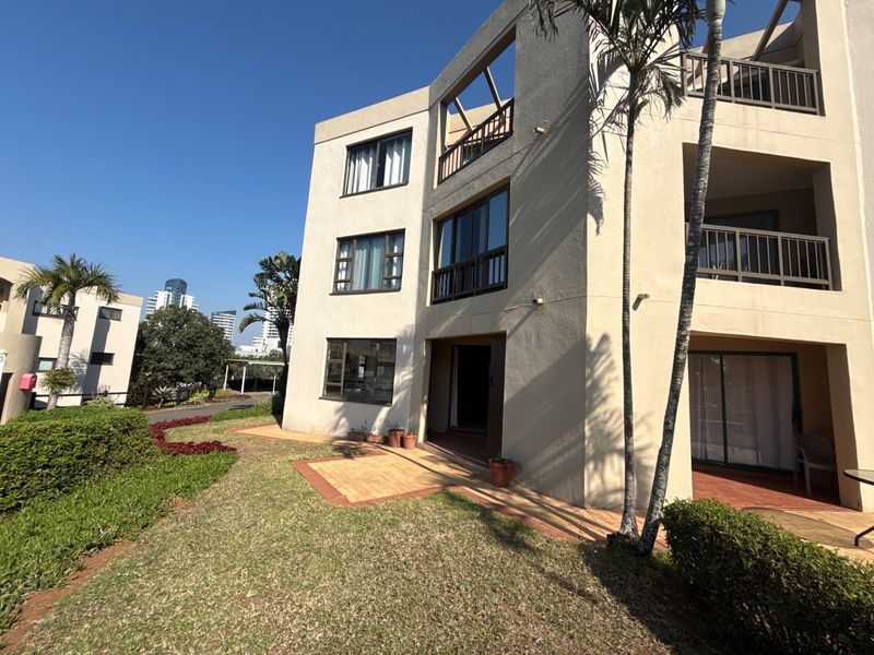 YOUR BEACH BASE. YOUR UMHLANGA INVESTMENT. YOUR PLACE IN THE SUN. - Photo 2