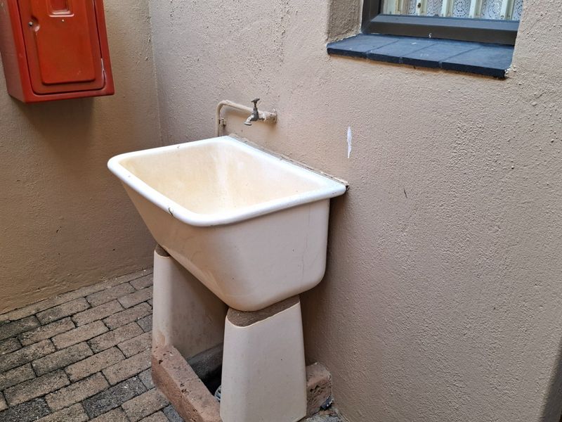 Apartment For Sale in Shelly Beach, Margate, KwaZulu Natal - Photo 3