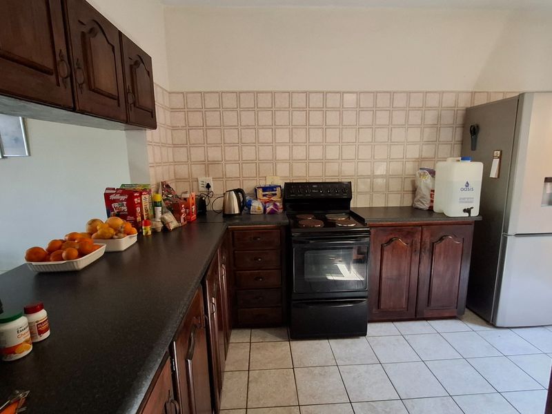 Apartment For Sale in Shelly Beach, Margate, KwaZulu Natal - Photo 7