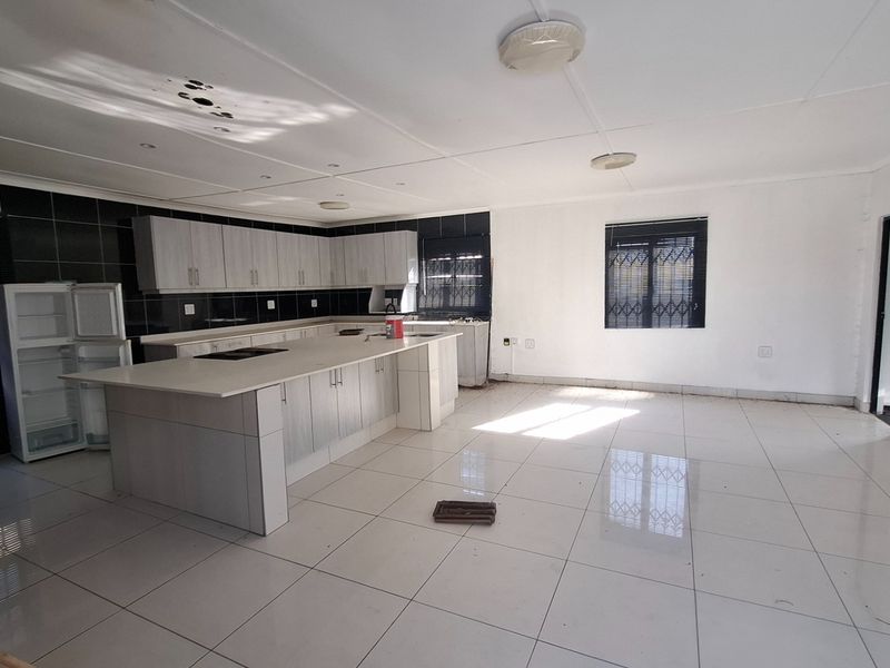 House To Rent in Ramsgate, Margate, KwaZulu Natal - Photo 2