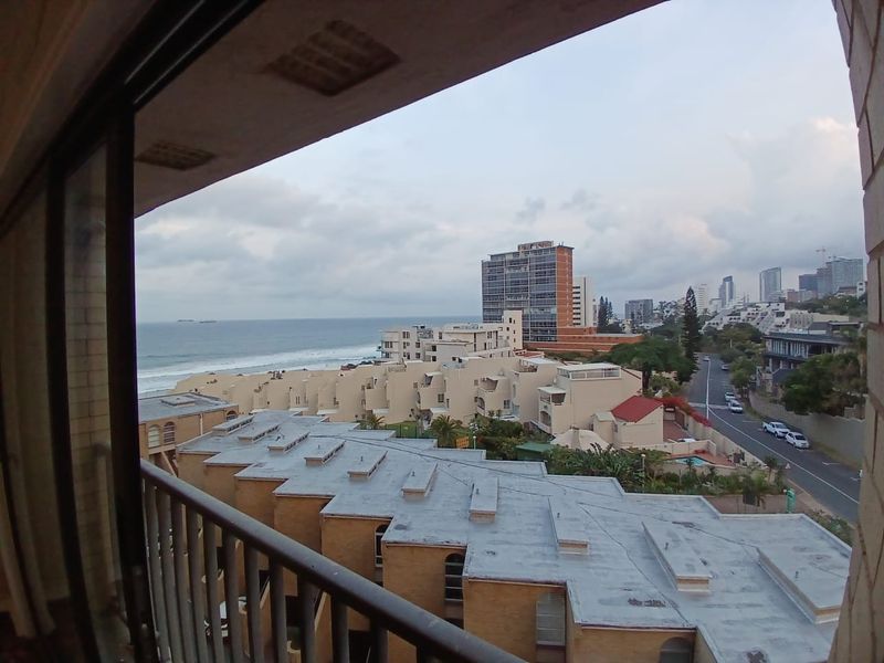 Apartment To Rent in Umhlanga, KwaZulu Natal - Photo 1