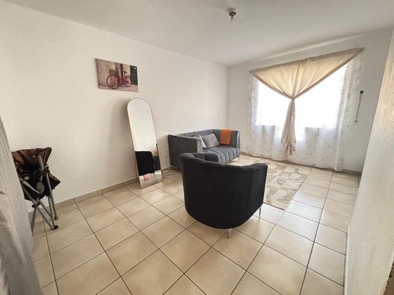 Prime Scottsville Apartment | Walk to UKZN | High-Return Unit +/- R10k pm | Secured Complex - Photo 6