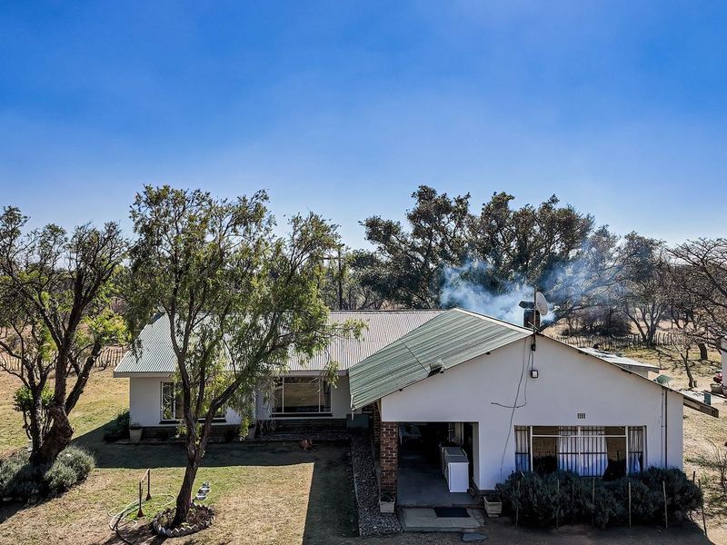 Farm For Sale in Dinokeng Game Reserve, Wonderboom - Photo 1