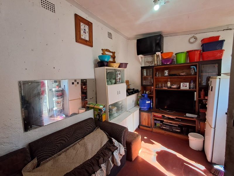 House For Sale in Berea, Johannesburg - Photo 7