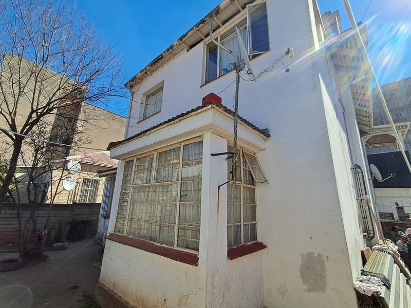 House For Sale in Berea, Johannesburg - Photo 3