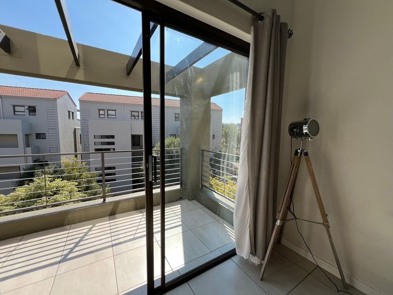 Apartment To Rent in Craigavon, Sandton - Photo 3