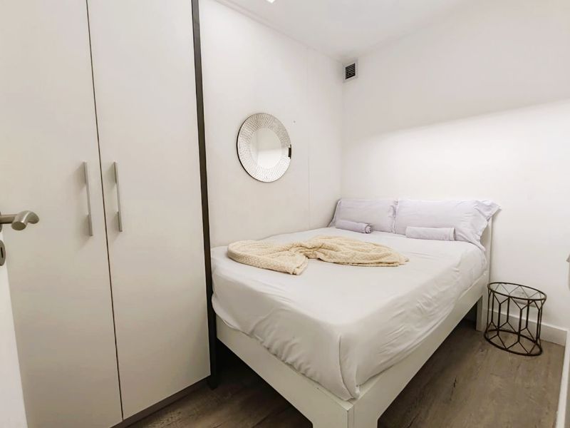 No Transfer Duty !!! Apartment For Sale in Woodstock, Cape Town - Photo 5