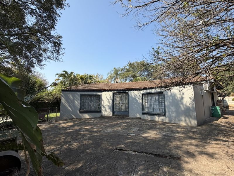 Spacious Fixer-Upper Potential on Corner Stand near Kruger - Photo 2