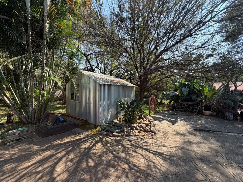Spacious Fixer-Upper Potential on Corner Stand near Kruger - Photo 3