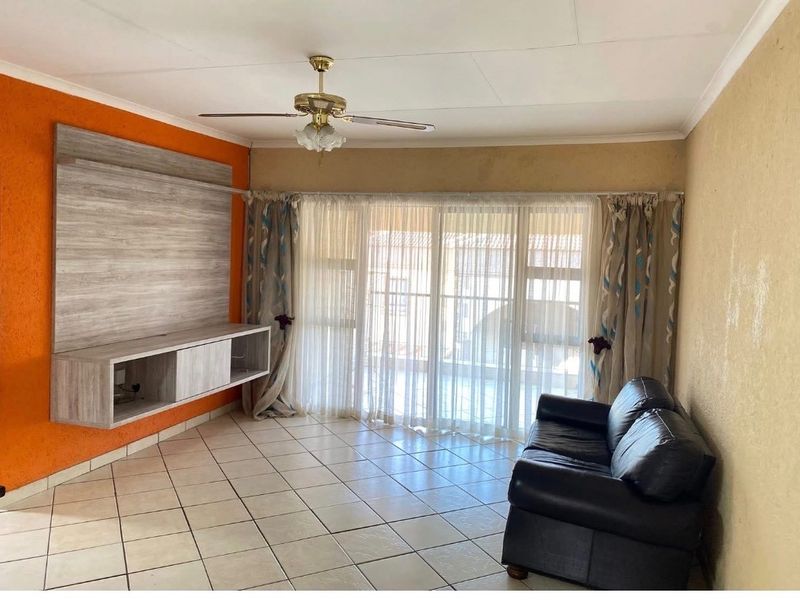 Apartment To Rent in Stonehenge, Nelspruit - Photo 4