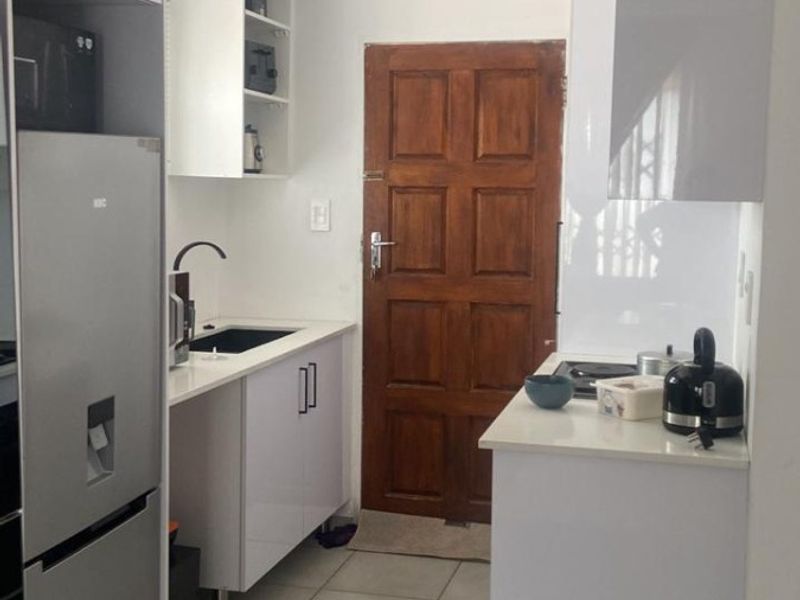 House To Rent in Protea Glen  Ext 26 - Photo 2