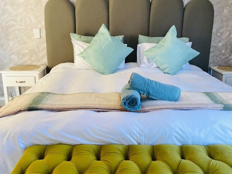 6 Bedroom Tenanted Guest House  Lodge For Sale - Photo 6