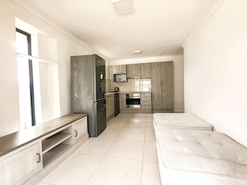 Modern 2-Bed Apartment with Table Mountain Views - Chapel Towers - Photo 4