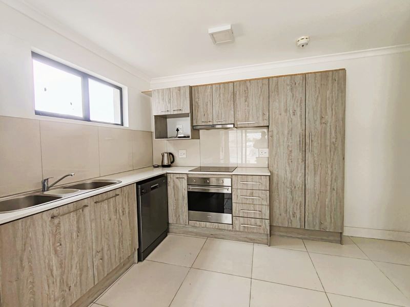Modern 2-Bed Apartment with Table Mountain Views - Chapel Towers - Photo 5