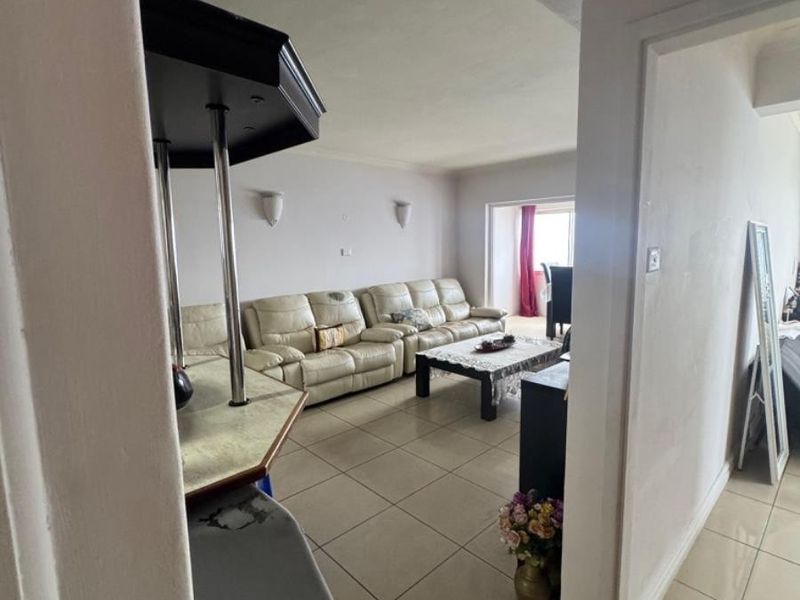 Apartment For Sale in Amanzimtoti, KwaZulu Natal - Photo 9