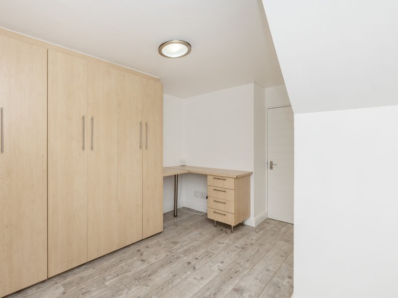 Unfurnished 2 Bed 2 Bath in Greenmarket Place - Photo 10