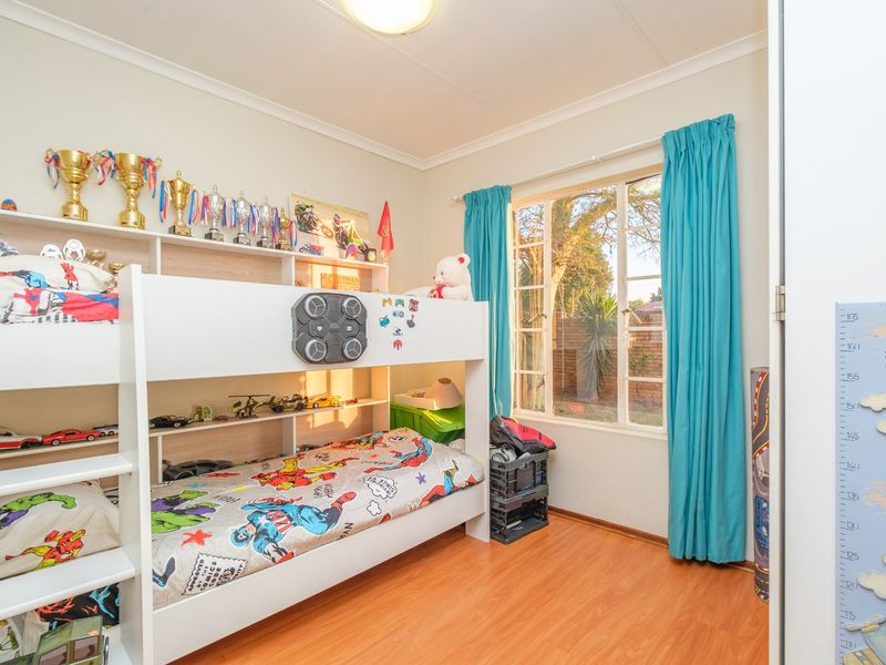 Modern Facebrick Townhouse with Private Garden in Honeydew Ridge - Photo 10