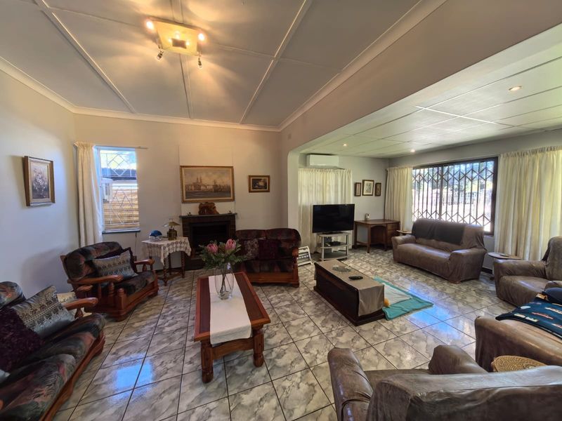 Welcome Home: Space, Style, and Entertaining in Cassandra, Kimberley - Photo 2