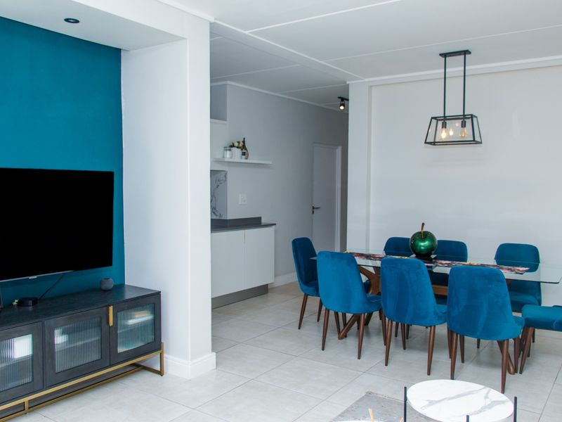 Sophisticated Design Apartment For Sale in The Polofields, Waterfall City - Photo 7
