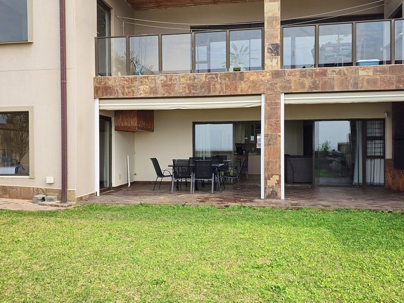Apartment For Sale in Shelly Beach, Margate, KwaZulu Natal - Photo 1