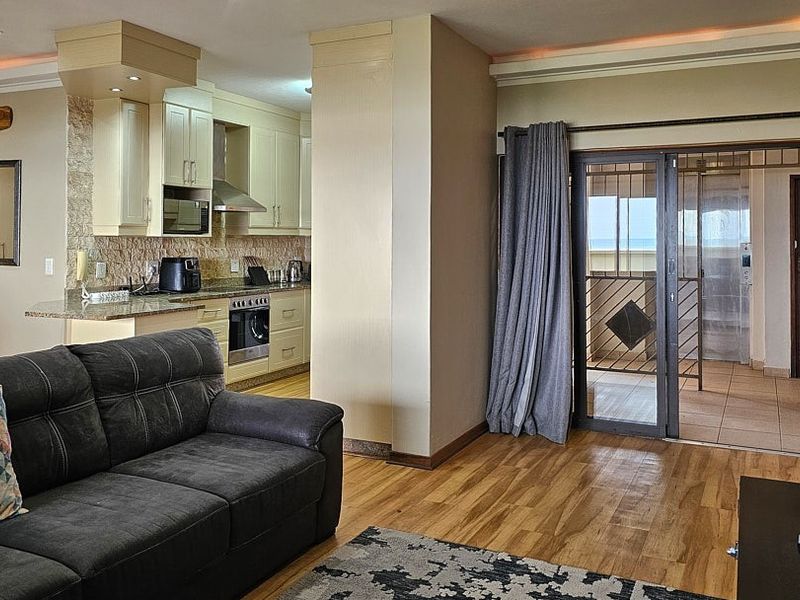 Apartment For Sale in Shelly Beach, Margate, KwaZulu Natal - Photo 2