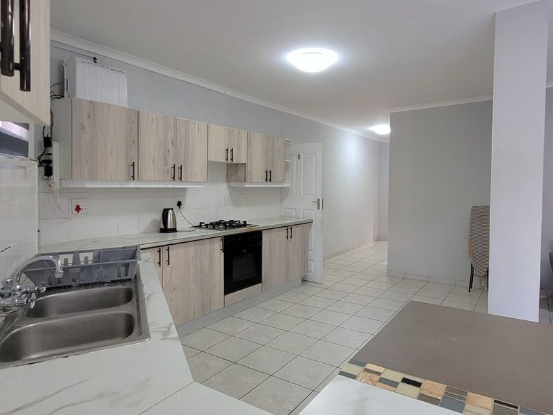 Family home for Rent: Ramsgate - Photo 3