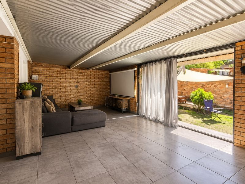 House For Sale in Southfork, Johannesburg - Photo 5