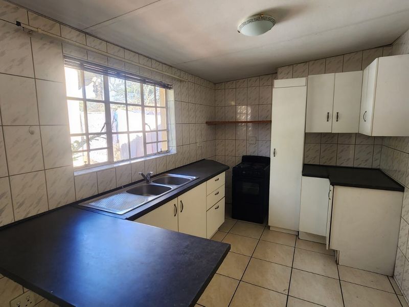 Cottage To Rent in Brakpan Central, Brakpan - Photo 2
