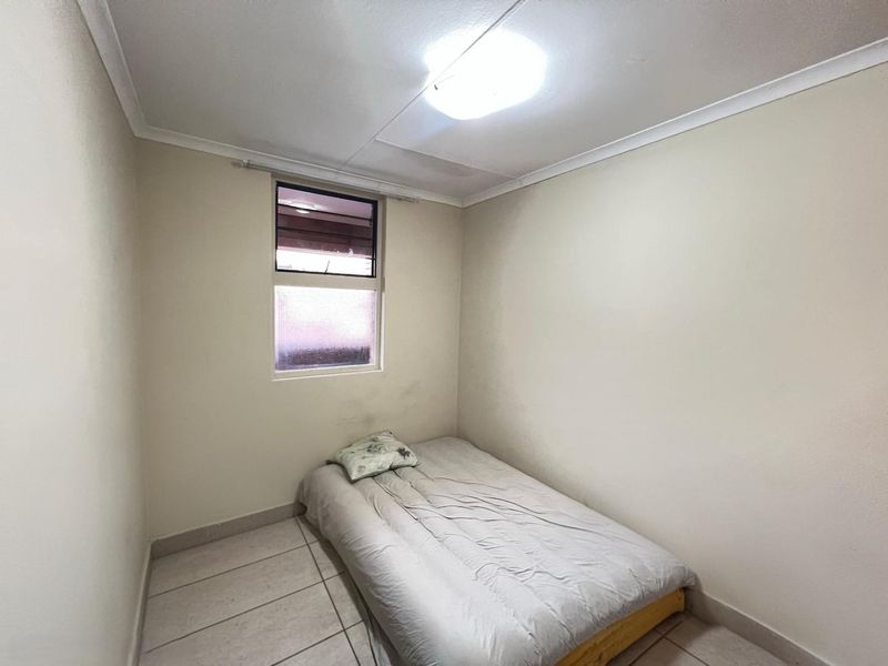 Apartment For Sale in Olympus AH, Pretoria - Photo 6