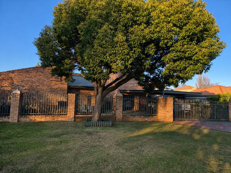3 Homes on One Stand | Immediate Rental Income | Rare Investment Opportunity - Photo 1