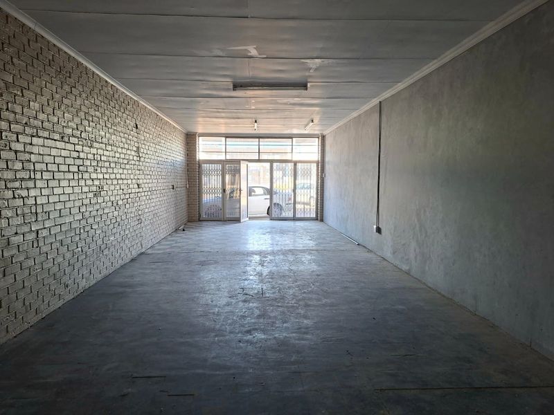 Commercial Property To Let - Photo 5