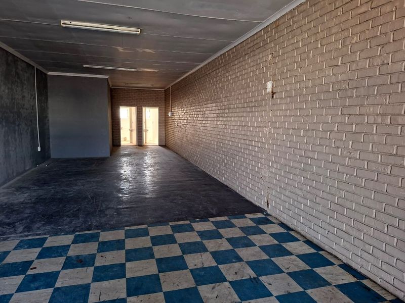 Commercial Property To Let - Photo 9