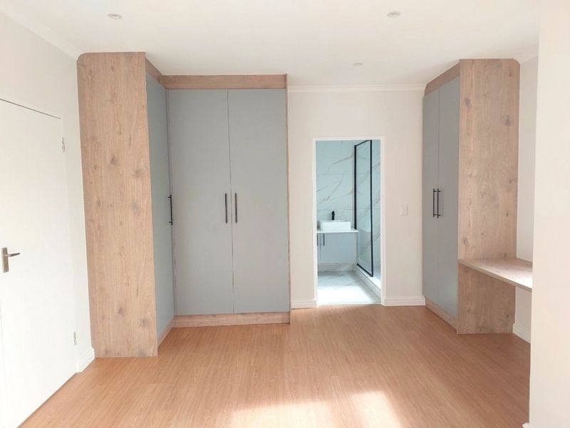 This is new-build luxury at an exceptional price point. Modern Luxury Living in the Heart of Sandown - Photo 6