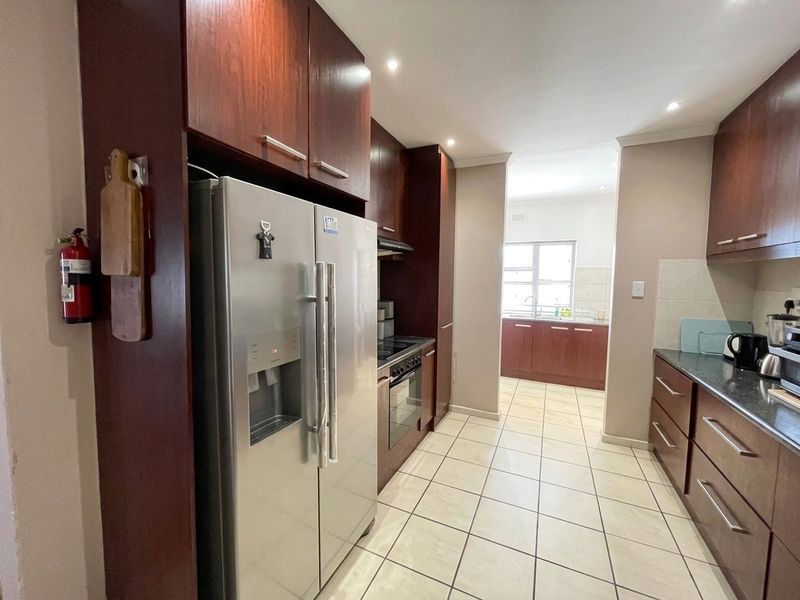 3 Bedroom Home To Rent in Eikenbosch, Kuils River - Photo 9