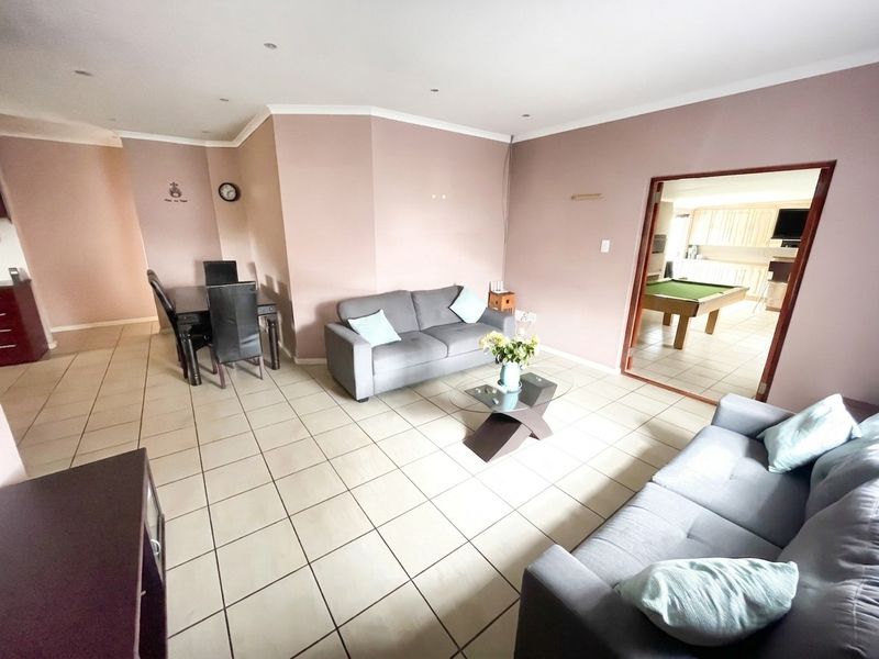 3 Bedroom Home To Rent in Eikenbosch, Kuils River - Photo 4